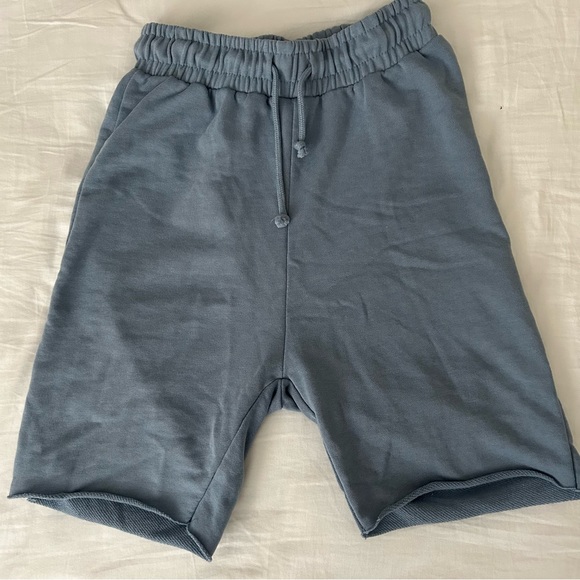 Missguided Sweat Shorts - Picture 3 of 3